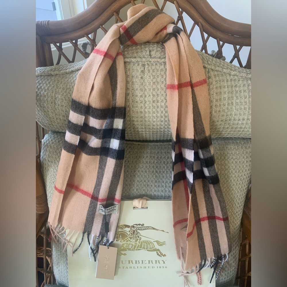 BURBERRY CHECK CASHMERE SCARF - W/ TAGS